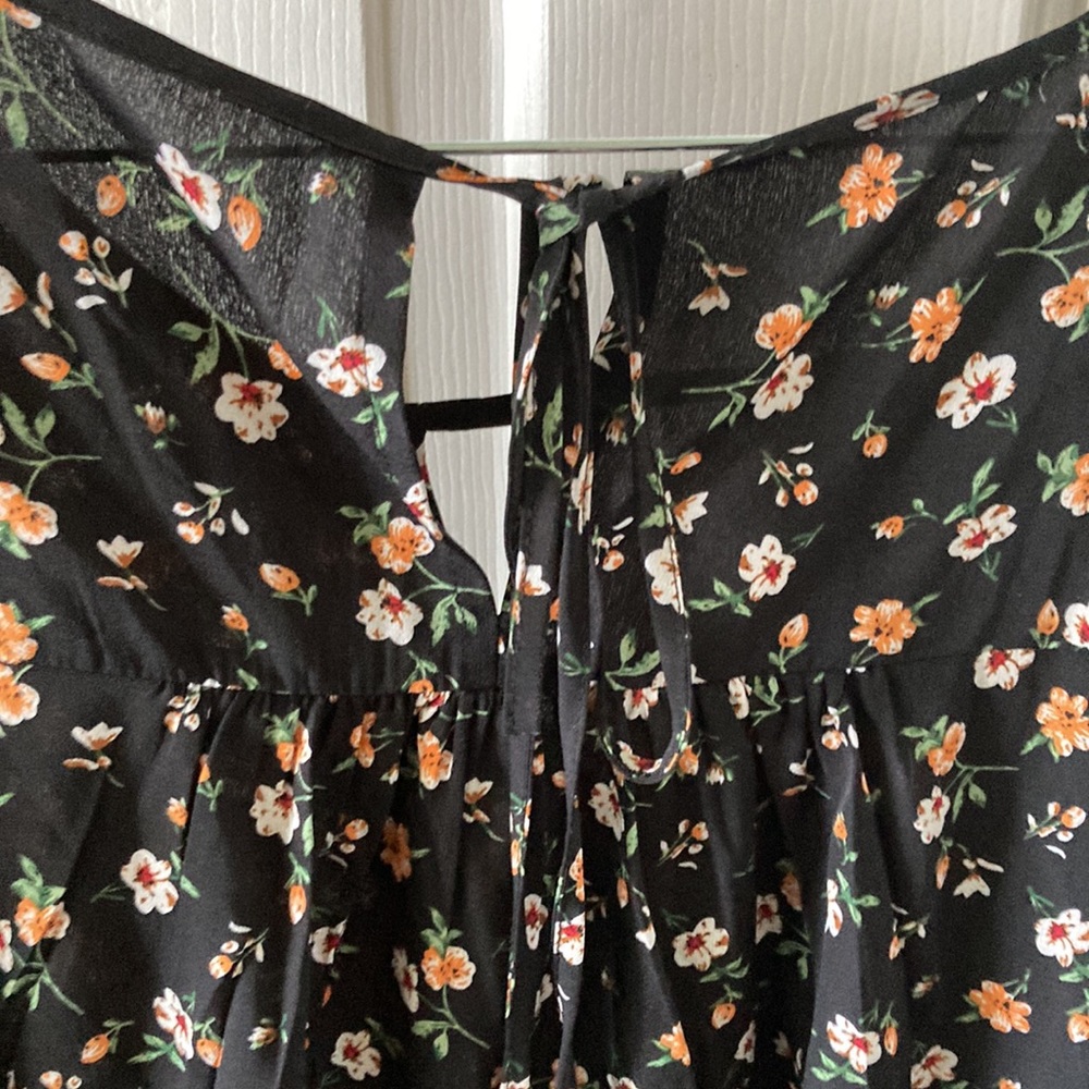 Blouse - Picture 2 of 5